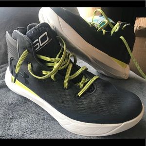 Under Armour Steph Curry basketball shoes Sz 11